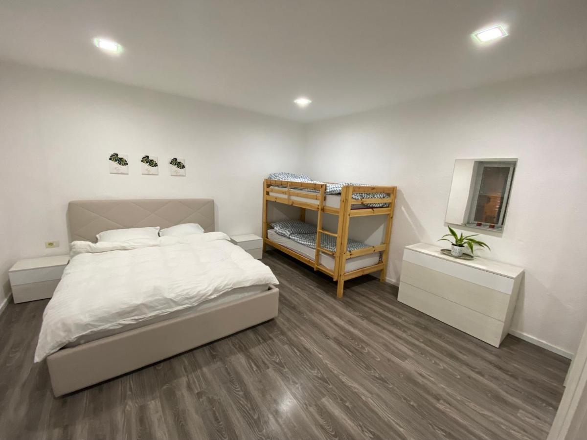 Maison Bellevue - 2 Bdrm Villa In Borsh Beach Экстерьер фото